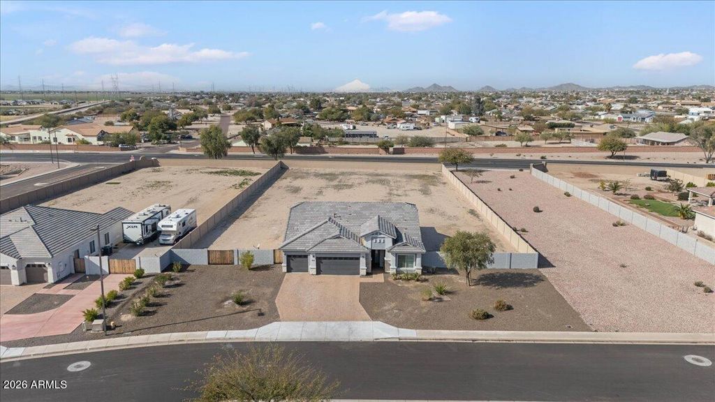 2438 S 218Th Drive, Buckeye, AZ 85326 — photo 2