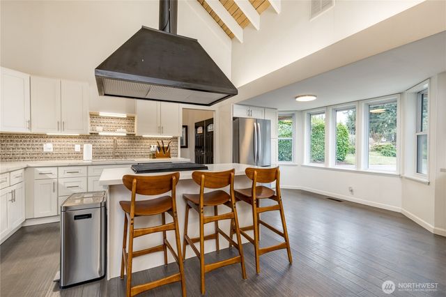 3215 Scenic Drive, Auburn, WA 98092