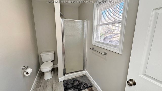 106 Azalea Drive, Elkview, WV 25071