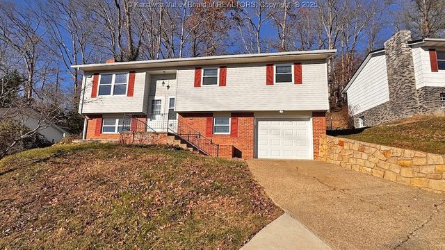 106 Azalea Drive, Elkview, WV 25071