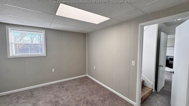 106 Azalea Drive, Elkview, WV 25071