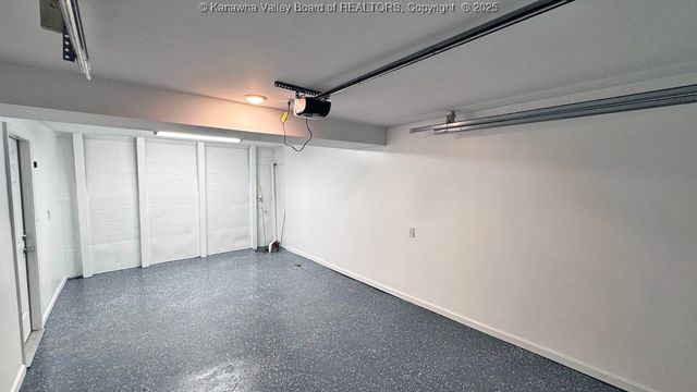 106 Azalea Drive, Elkview, WV 25071