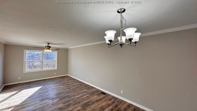 106 Azalea Drive, Elkview, WV 25071