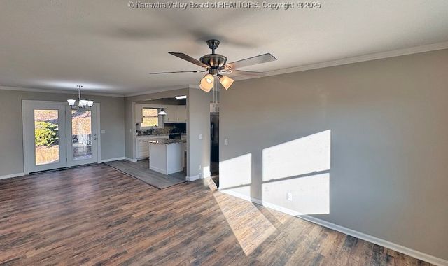 106 Azalea Drive, Elkview, WV 25071