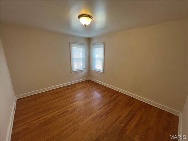 8841 Jennings Station Road, Jennings, MO 63136