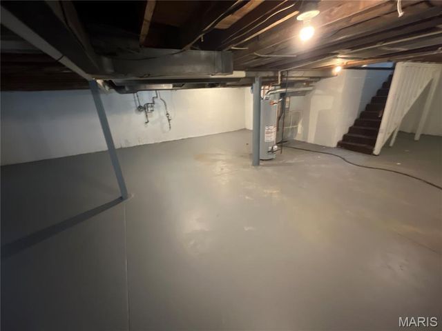 8841 Jennings Station Road, Jennings, MO 63136