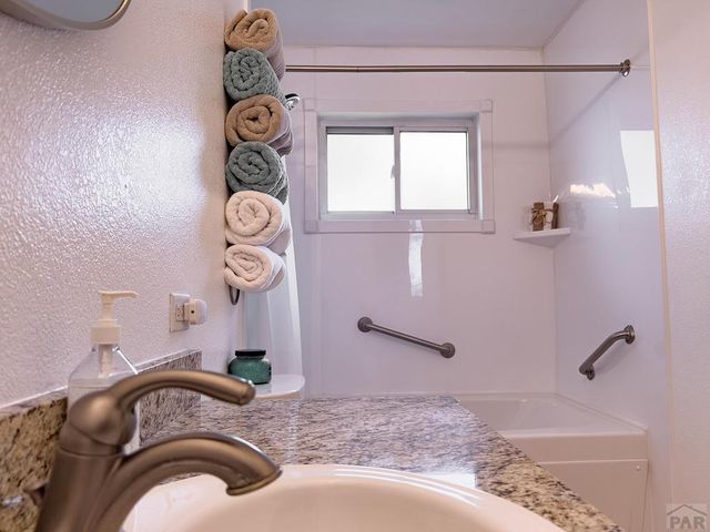 29 Fordham Circle, Pueblo, CO 81005