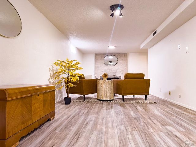 29 Fordham Circle, Pueblo, CO 81005