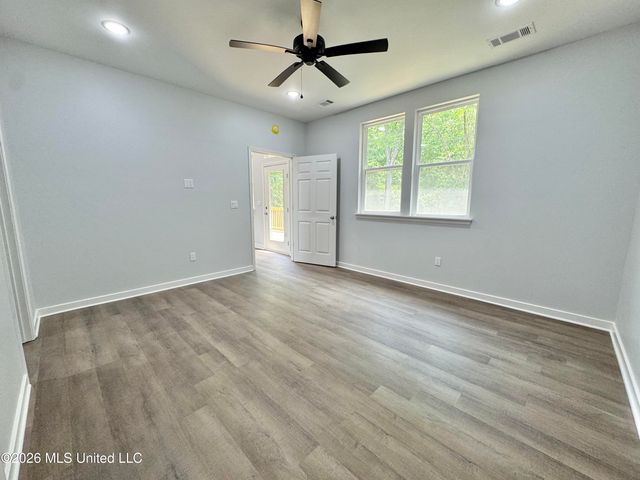 8780 E Thunderbird Drive, Hernando, MS 38632