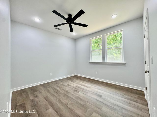 8780 E Thunderbird Drive, Hernando, MS 38632