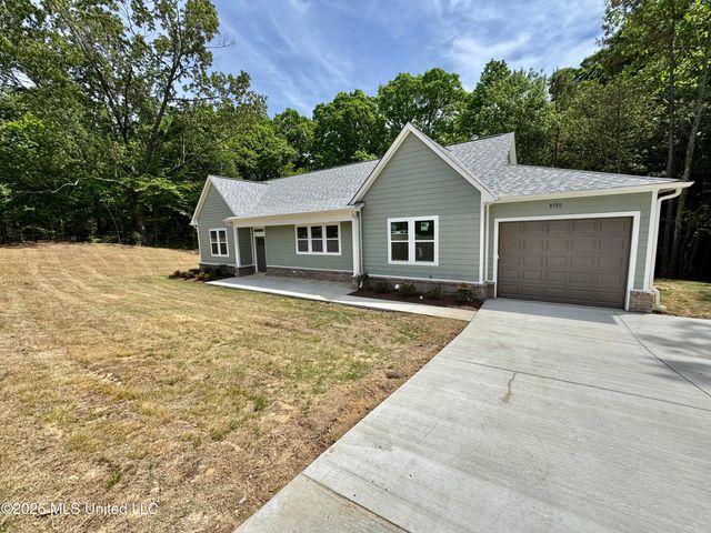 8780 E Thunderbird Drive, Hernando, MS 38632