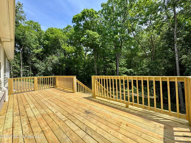 8780 E Thunderbird Drive, Hernando, MS 38632
