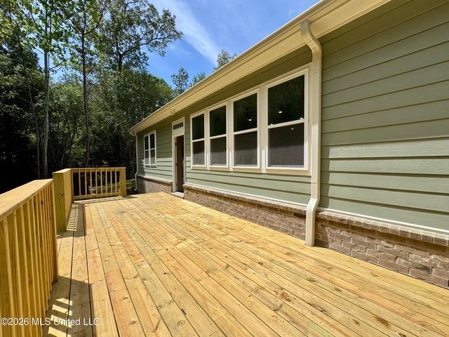8780 E Thunderbird Drive, Hernando, MS 38632