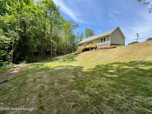 8780 E Thunderbird Drive, Hernando, MS 38632
