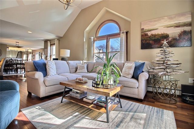 6 Forrestal Drive, Westerly, RI 02891