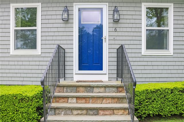 6 Forrestal Drive, Westerly, RI 02891