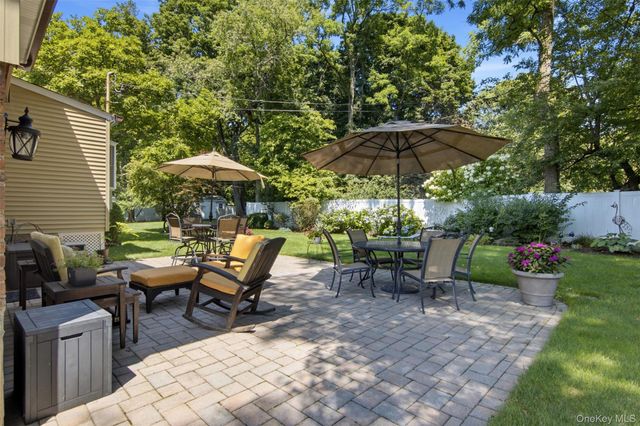 61 Viola Drive, Glen Cove, NY 11542