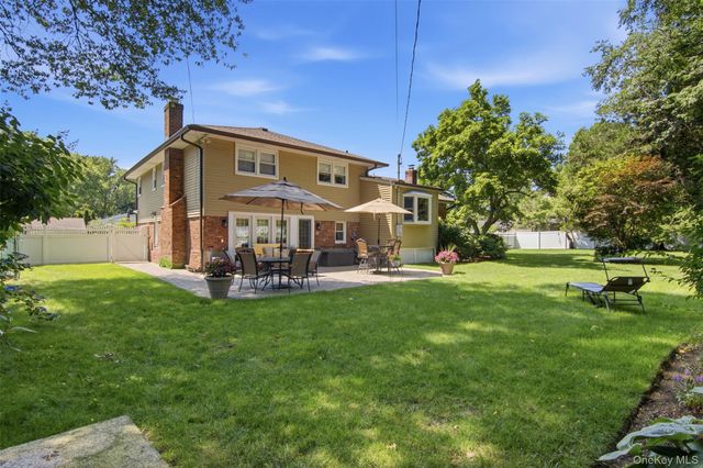 61 Viola Drive, Glen Cove, NY 11542