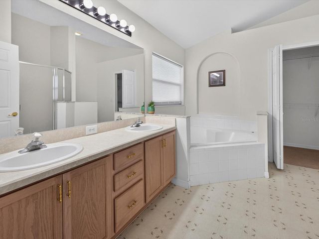 8014 SPRING CREEK DRIVE, Kissimmee, FL 34747
