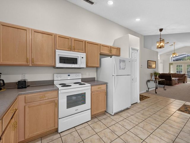 8014 SPRING CREEK DRIVE, Kissimmee, FL 34747