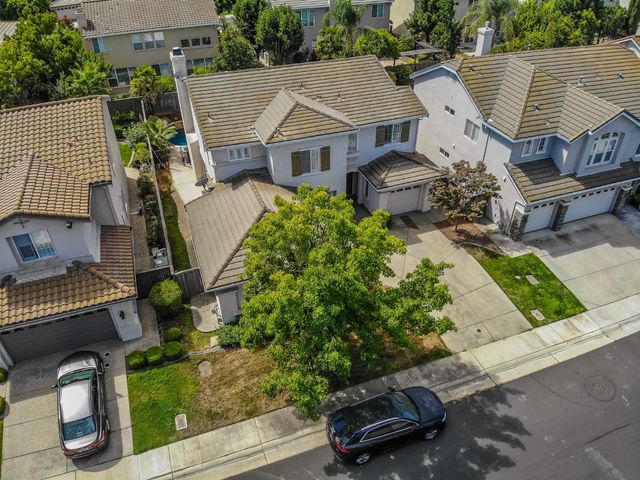 2612 Marsh Wren Way, Elk Grove, CA 95757