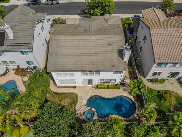 2612 Marsh Wren Way, Elk Grove, CA 95757