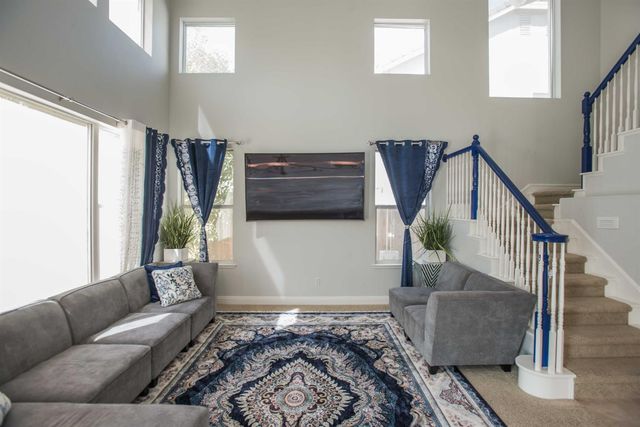 2612 Marsh Wren Way, Elk Grove, CA 95757