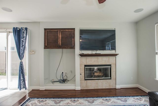 2612 Marsh Wren Way, Elk Grove, CA 95757