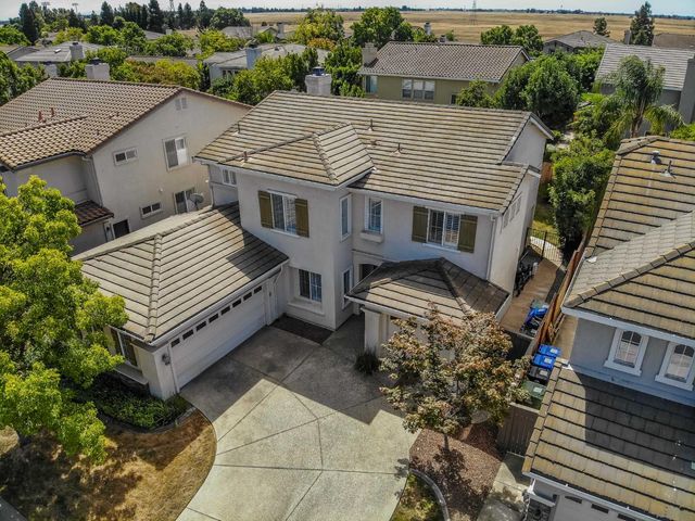 2612 Marsh Wren Way, Elk Grove, CA 95757