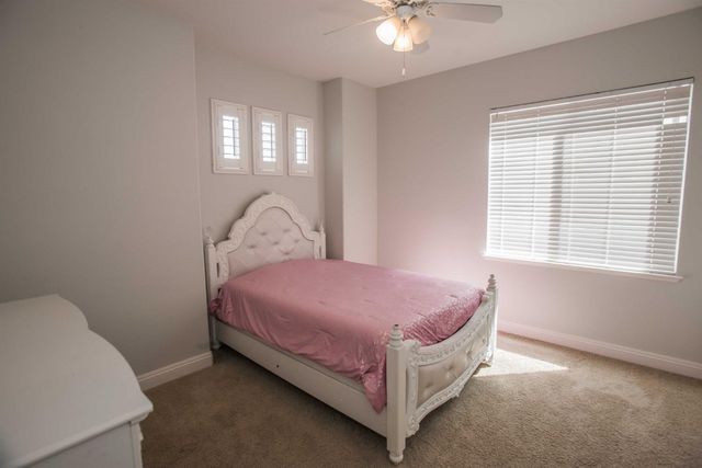 2612 Marsh Wren Way, Elk Grove, CA 95757