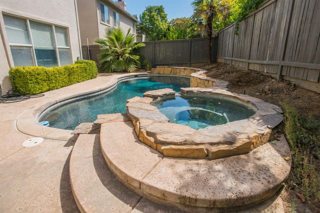 2612 Marsh Wren Way, Elk Grove, CA 95757