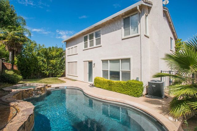 2612 Marsh Wren Way, Elk Grove, CA 95757