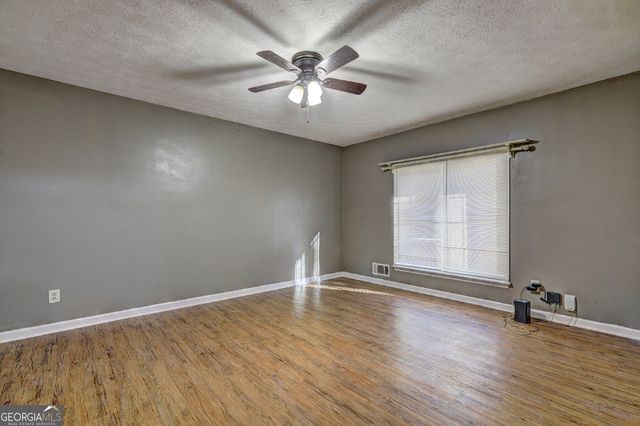 427 Zebulon Road, Milner, GA 30257