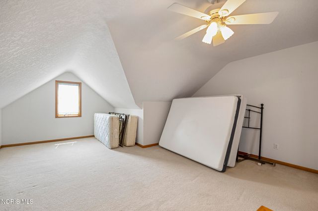 1492 Eastridge Drive, Waterville, OH 43566
