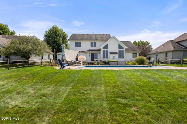 1492 Eastridge Drive, Waterville, OH 43566