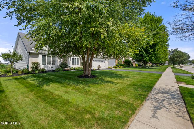 1492 Eastridge Drive, Waterville, OH 43566
