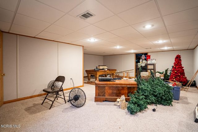 1492 Eastridge Drive, Waterville, OH 43566