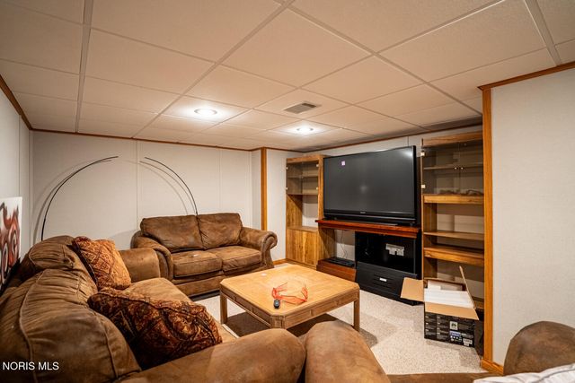 1492 Eastridge Drive, Waterville, OH 43566