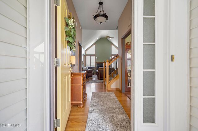 1492 Eastridge Drive, Waterville, OH 43566