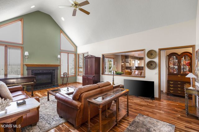 1492 Eastridge Drive, Waterville, OH 43566