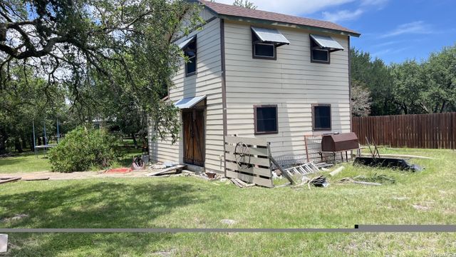650 Wild Turkey Run, New Braunfels, TX 78132