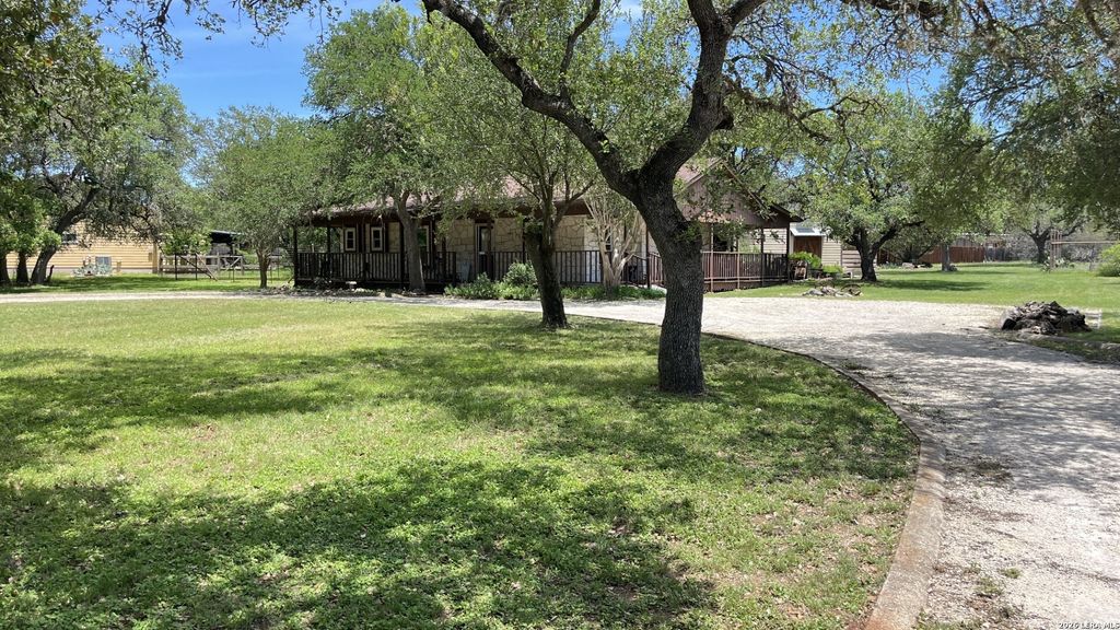 650 Wild Turkey Run, New Braunfels, TX 78132