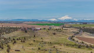 7507 NE Quaale Road, Madras, OR 97741