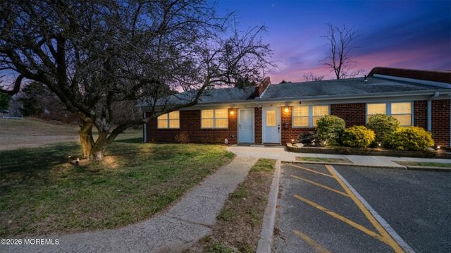 52 Breeze Court 90, Brick, NJ 08724