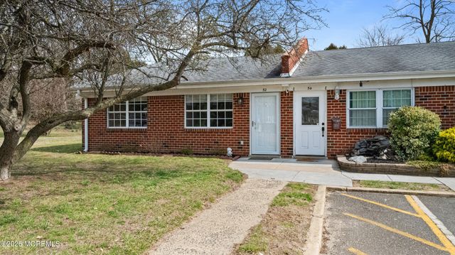 52 Breeze Court 90, Brick, NJ 08724