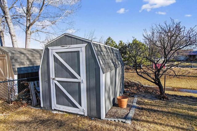 3934 PARKVIEW DR, Rapid City, SD 57701