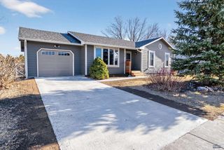 3934 PARKVIEW DR, Rapid City, SD 57701