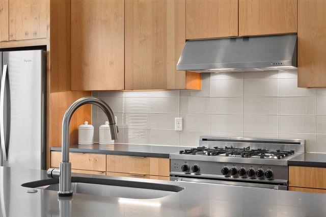 7813 Mullen DR B, Austin, TX 78757