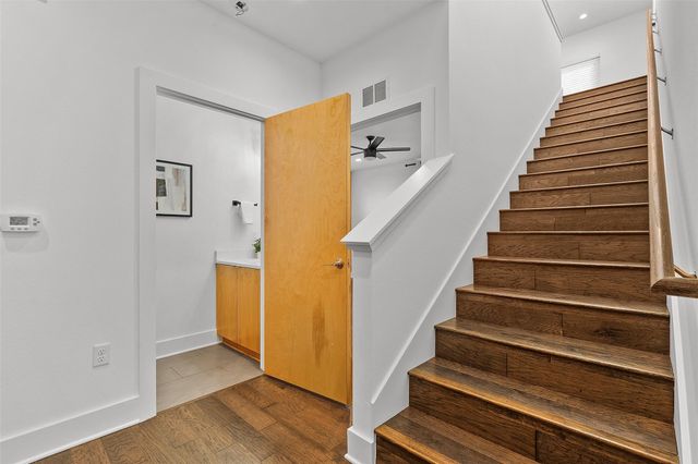 7813 Mullen DR B, Austin, TX 78757