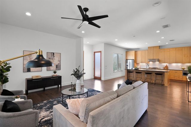 7813 Mullen DR B, Austin, TX 78757